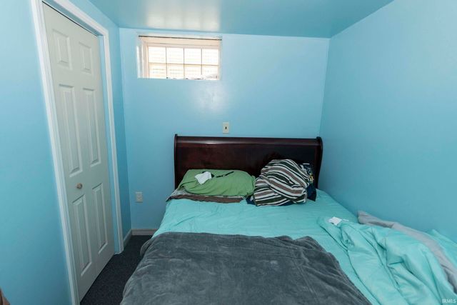 20018 Roosevelt Road, South Bend, IN 46614