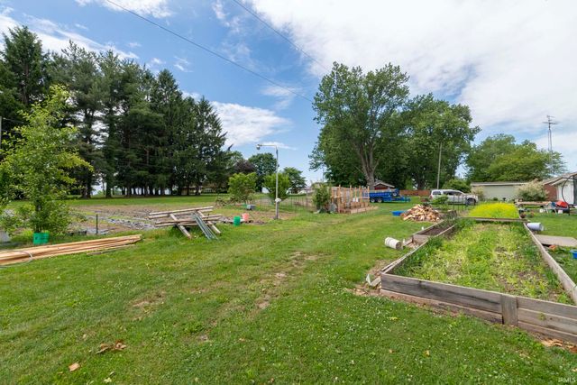 20018 Roosevelt Road, South Bend, IN 46614