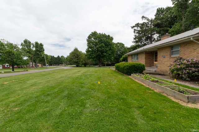 20018 Roosevelt Road, South Bend, IN 46614
