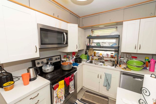 20018 Roosevelt Road, South Bend, IN 46614