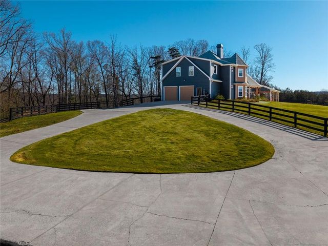 463 E Valley Road NE, Rydal, GA 30171