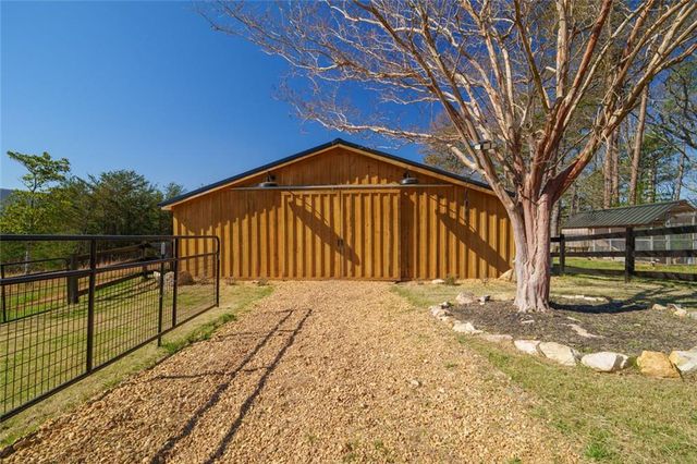 463 E Valley Road NE, Rydal, GA 30171