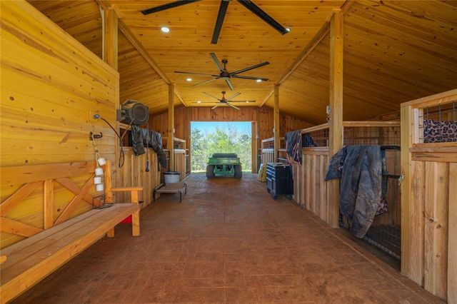 463 E Valley Road NE, Rydal, GA 30171
