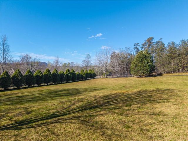 463 E Valley Road NE, Rydal, GA 30171