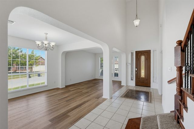 10224 Paintbrush Drive, Fort Worth, TX 76244