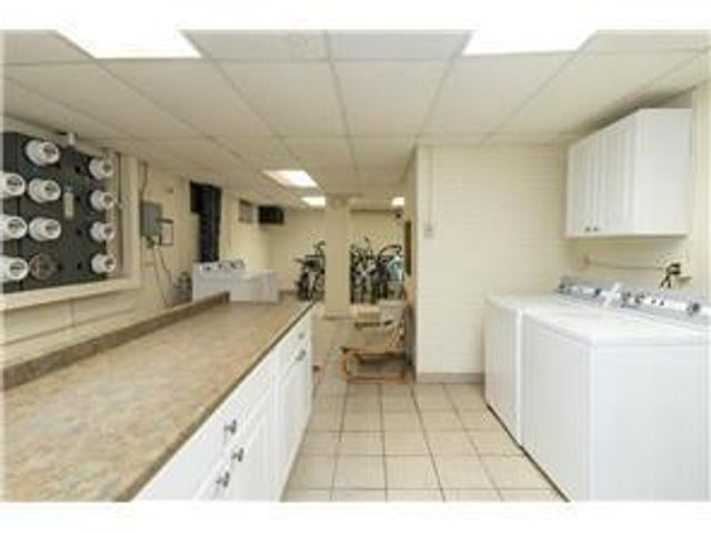 1901 Stevens Avenue 307, Minneapolis, MN 55403