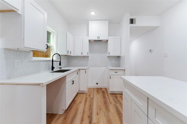 9326 Firnat Street, Houston, TX 77016