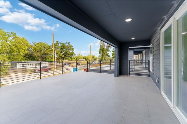 9326 Firnat Street, Houston, TX 77016