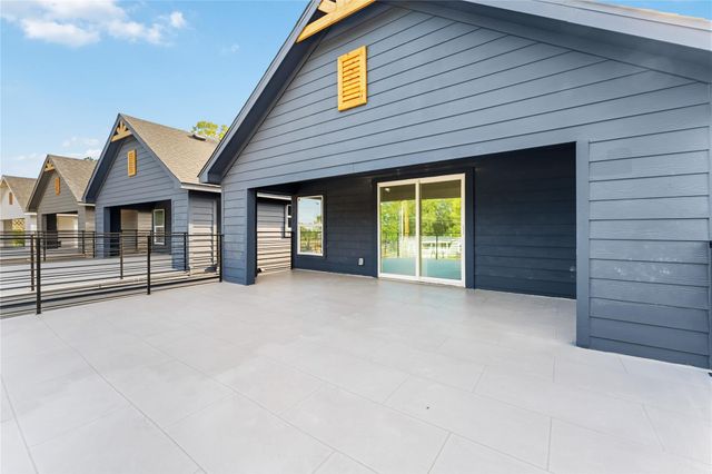 9326 Firnat Street, Houston, TX 77016