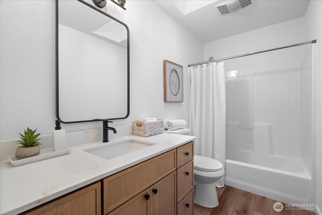 8145 5th Avenue SW, Seattle, WA 98106