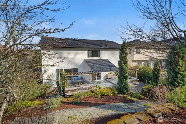 8145 5th Avenue SW, Seattle, WA 98106