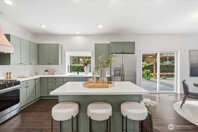 8145 5th Avenue SW, Seattle, WA 98106