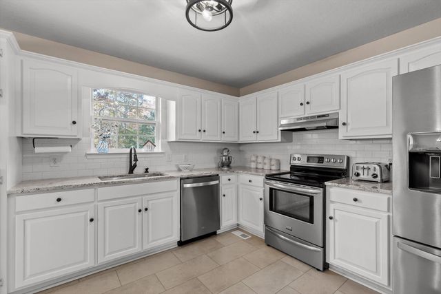 6442 Veronica Drive, Ooltewah, TN 37363