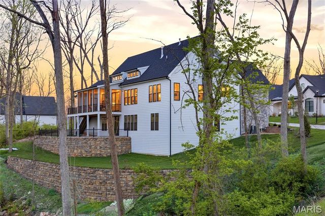 218 Ella Rose Lane, St Charles, MO 63304
