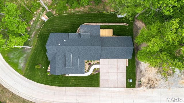 218 Ella Rose Lane, St Charles, MO 63304