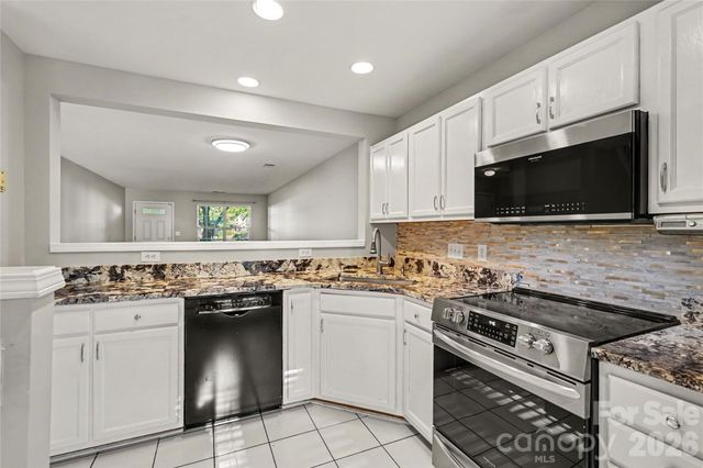 11907 Maria Ester Court, Charlotte, NC 28277
