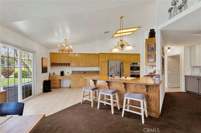 19581 Powhatan Rd, Apple Valley, CA 92308