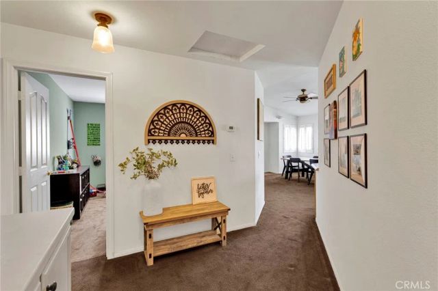 19581 Powhatan Rd, Apple Valley, CA 92308