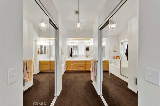 19581 Powhatan Rd, Apple Valley, CA 92308