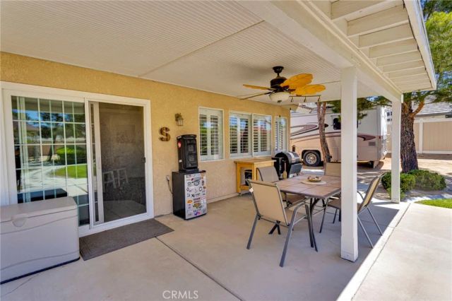 19581 Powhatan Rd, Apple Valley, CA 92308