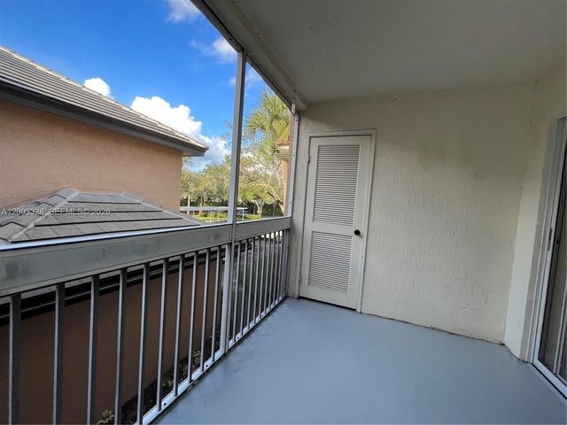 9833 Westview Dr 824, Coral Springs, FL 33076