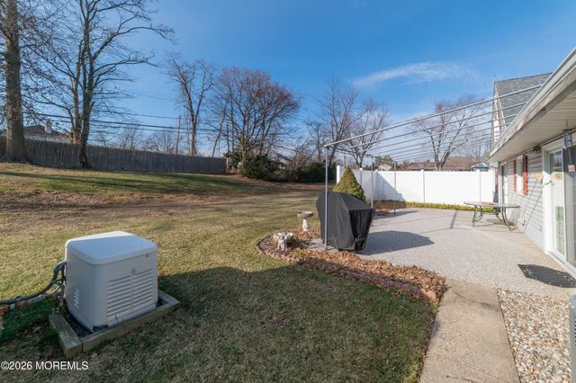 2 Brentwood Road, Matawan, NJ 07747