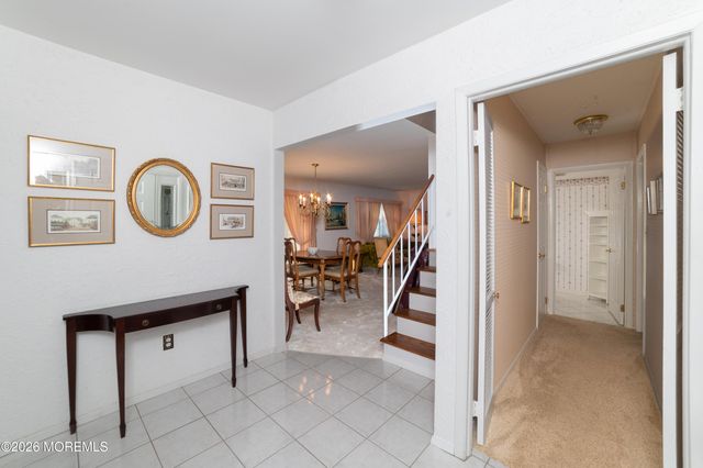 2 Brentwood Road, Matawan, NJ 07747