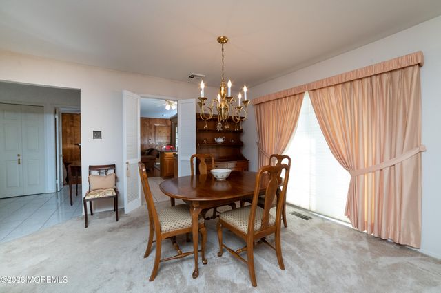 2 Brentwood Road, Matawan, NJ 07747