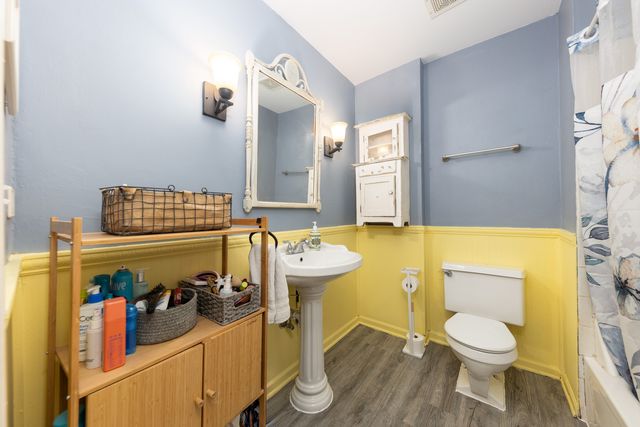 128 S BIRCHWOOD Drive, Naperville, IL 60540