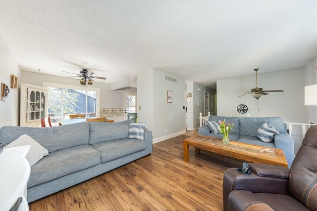 128 S BIRCHWOOD Drive, Naperville, IL 60540