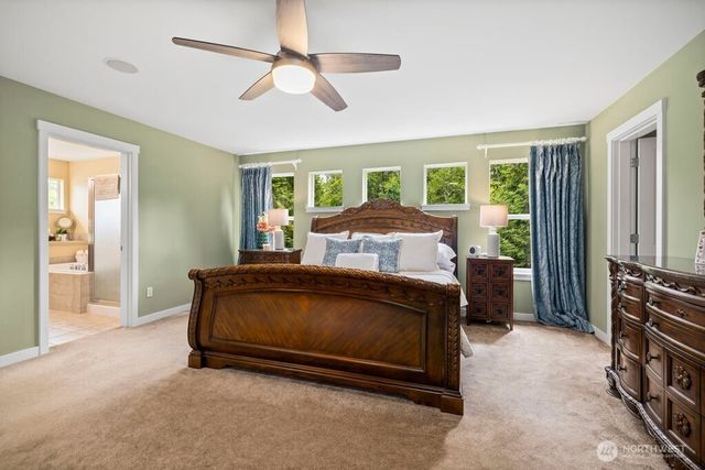 220 246th Court NE, Sammamish, WA 98074
