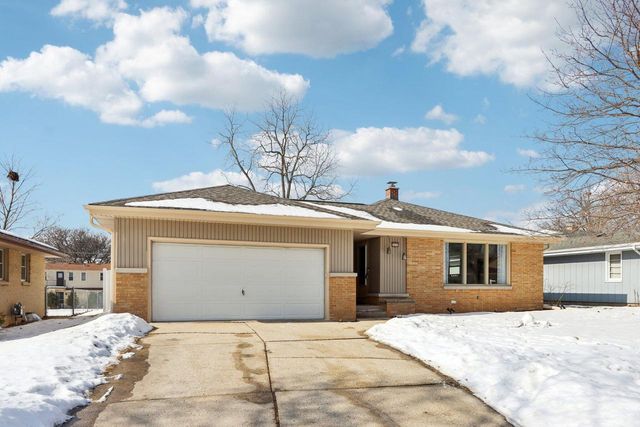 2833 S 72nd STREET, West Allis, WI 53219