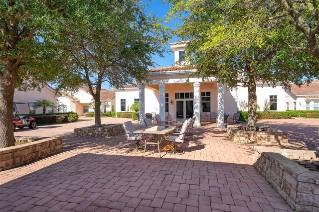 1075 DAVID WALKER DRIVE C-1, Tavares, FL 32778