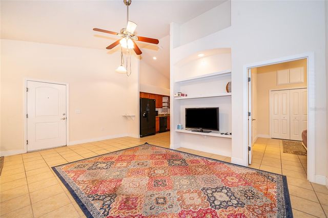 1075 DAVID WALKER DRIVE C-1, Tavares, FL 32778