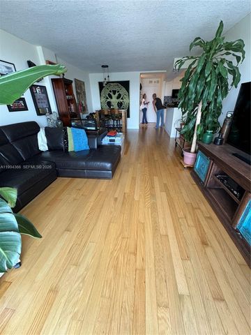 150 SE 25th Rd 11L, Miami, FL 33129