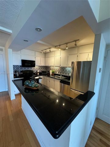 150 SE 25th Rd 11L, Miami, FL 33129