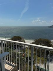 150 SE 25th Rd 11L, Miami, FL 33129