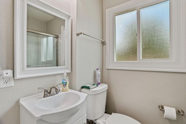 163 Hillcrest Ave, Pittsburg, CA 94565