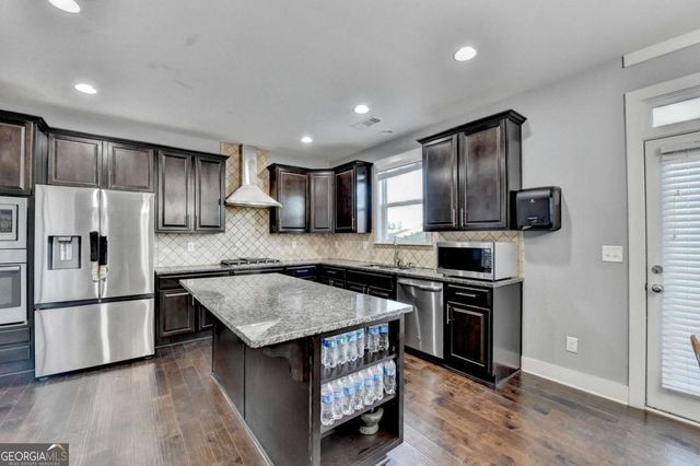 3431 Tioga Lake Cove, Lawrenceville, GA 30044