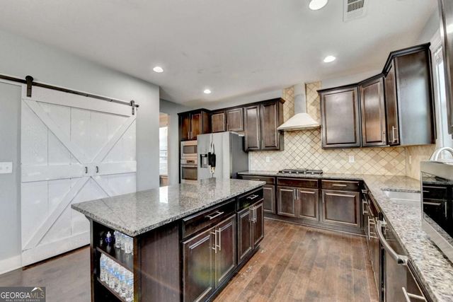 3431 Tioga Lake Cove, Lawrenceville, GA 30044