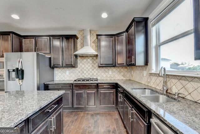 3431 Tioga Lake Cove, Lawrenceville, GA 30044