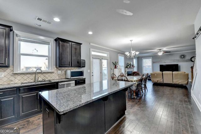 3431 Tioga Lake Cove, Lawrenceville, GA 30044