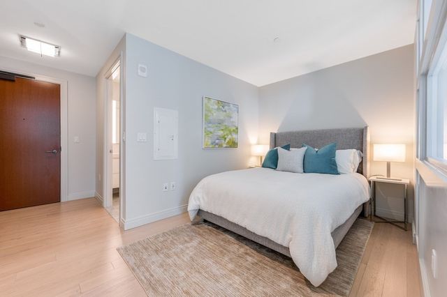 135 Seaport Blvd 1712, Boston, MA 02210