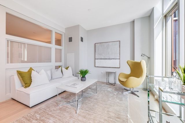 135 Seaport Blvd 1712, Boston, MA 02210