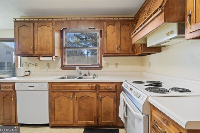 120 Bransford Drive, Macon, GA 31216