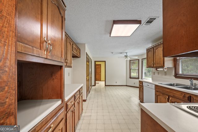 120 Bransford Drive, Macon, GA 31216