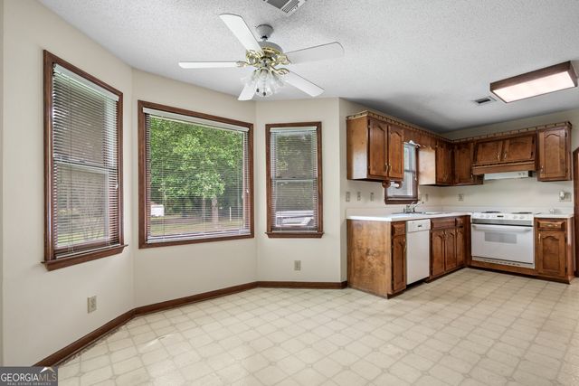 120 Bransford Drive, Macon, GA 31216