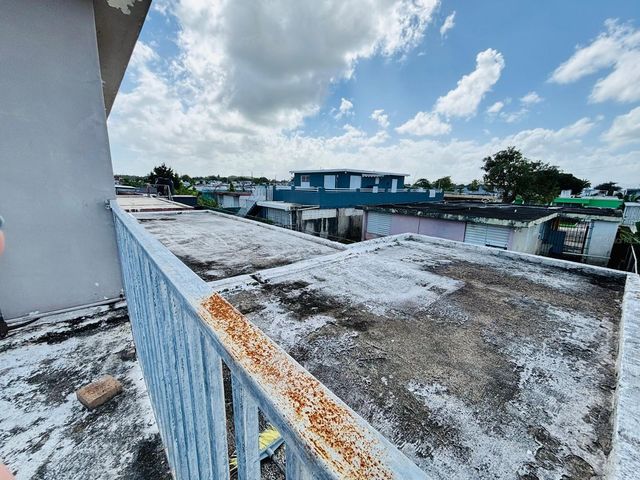 510 510 205-12, Carolina, PR 00985