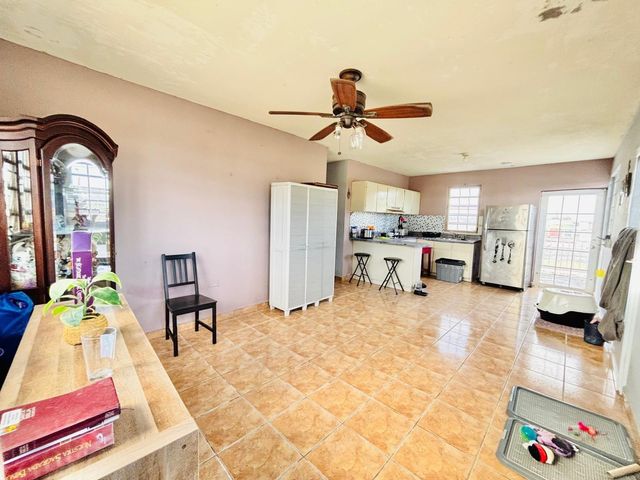 510 510 205-12, Carolina, PR 00985