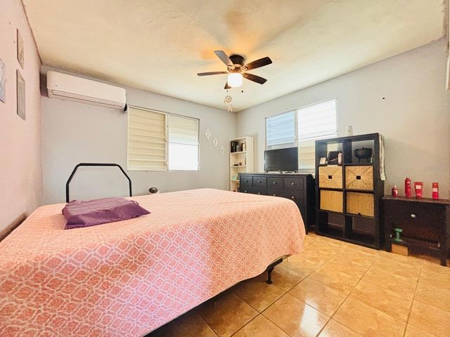 510 510 205-12, Carolina, PR 00985